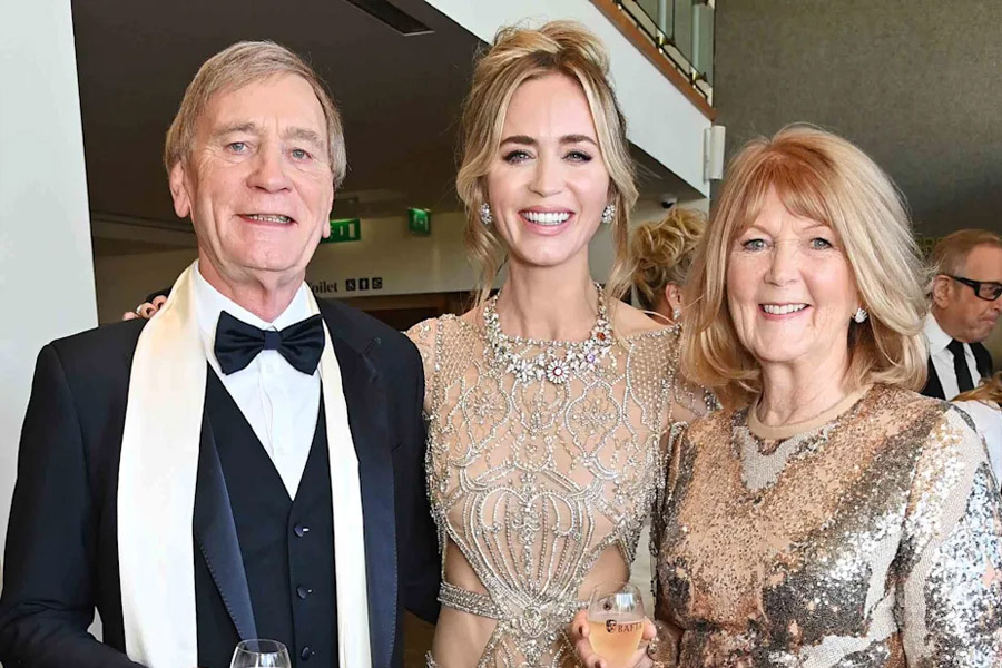 Susannah Blunt: The Private Sister at the Heart of a High Profile Family